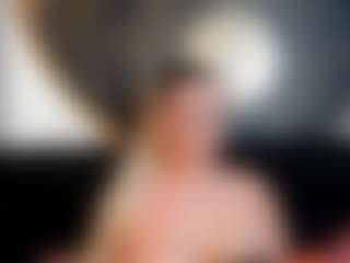 Live cam show with Isabellaa-Joness - Teen (18+) on AdultVida.com
