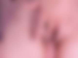 Live cam show with Anna-parkker - Middle Aged on SmokeAndPoke