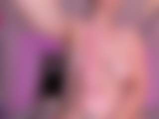 Live cam show with Anna-parkker - Average on Cam Slut