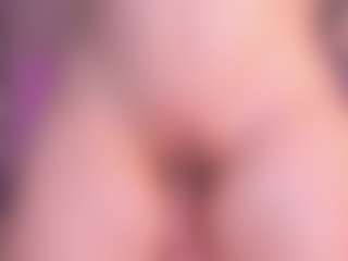 Live cam show with Anna-parkker - Average on StripNow