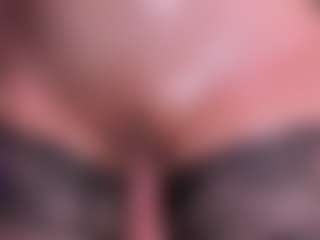Live cam show with Anna-parkker - Tease on Milfs Live