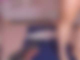 Live cam show with Anna-parkker - Bikini on Camsoda