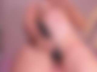 Live cam show with Anna-parkker - Bikini on Camsoda