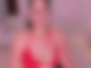 Live cam show with Anna-parkker - Small Ass on Camsoda