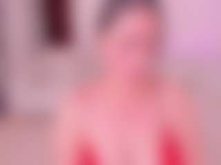 Live cam show with Anna-parkker - Small Ass on Camsoda