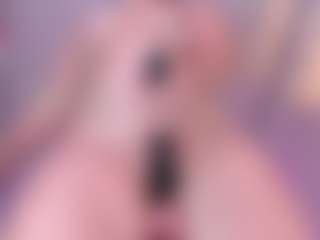 Live cam show with Anna-parkker - Gamer MILF on Hubzter Live