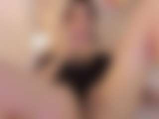 hazel-ross-tcw's Live Sex Cam Show