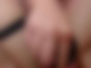 Live cam show with LaylaCruzRose - Foot Fetish on Sweet Sext