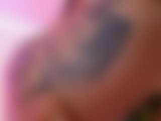 LaylaCruzRose's Live Sex Cam Show
