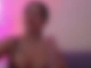 LaylaCruzRose's Live Sex Cam Show