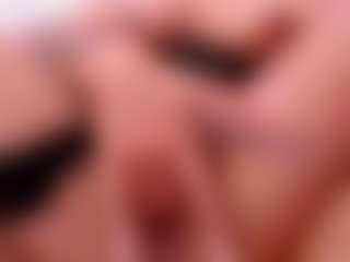 LaylaCruzRose's Live Sex Cam Show