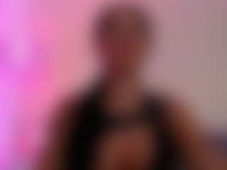 Live cam show with LaylaCruzRose - Spank on crypto-cams