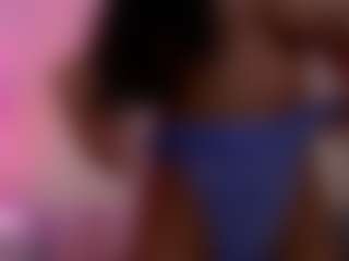 LaylaCruzRose MILF webcam performer live streaming