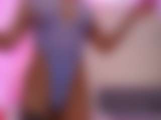 LaylaCruzRose's Live Sex Cam Show