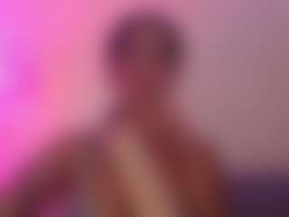 Live cam show with LaylaCruzRose - Fingers on Camsoda Late Night