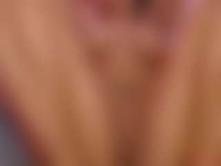 LaylaCruzRose's Live Sex Cam Show