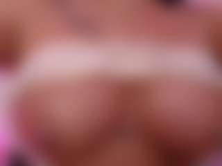 LaylaCruzRose's Live Sex Cam Show