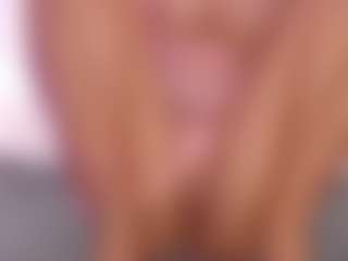 LaylaCruzRose's Live Sex Cam Show