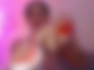 LaylaCruzRose MILF webcam performer live streaming