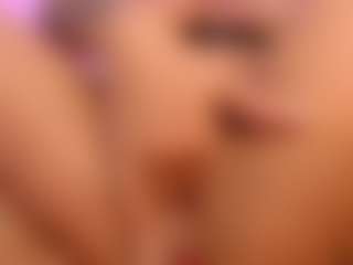 LaylaCruzRose's Live Sex Cam Show
