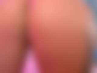 LaylaCruzRose's Live Sex Cam Show