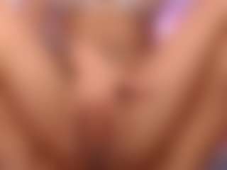 LaylaCruzRose's Live Sex Cam Show