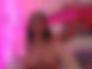 Live cam show with LaylaCruzRose - Young Adult on StripNow