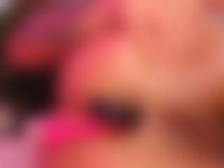 LaylaCruzRose's Live Sex Cam Show