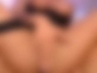 LaylaCruzRose's Live Sex Cam Show