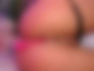 LaylaCruzRose's Live Sex Cam Show
