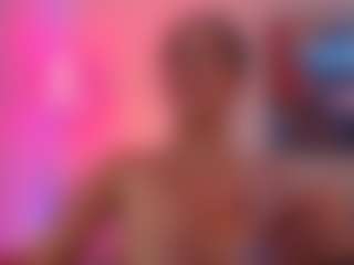 LaylaCruzRose's Live Sex Cam Show