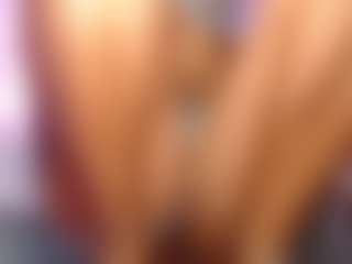LaylaCruzRose's Live Sex Cam Show