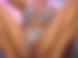 LaylaCruzRose's Live Sex Cam Show