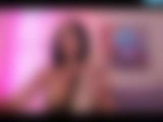 Live cam show with LaylaCruzRose - Squirt Curvy on Camsoda