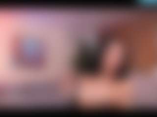 Live cam show with LaylaCruzRose - Tease on Mixed Magazine Live