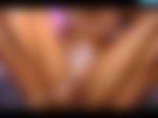 LaylaCruzRose's Live Sex Cam Show