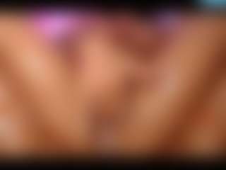 LaylaCruzRose's Live Sex Cam Show