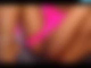 Live cam show with LaylaCruzRose - Big Tits on Fit Hotties