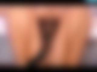 Live cam show with LaylaCruzRose - Spank MILF on Porn Luv