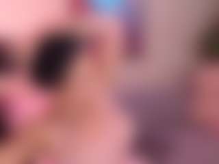 LaylaCruzRose's Live Sex Cam Show