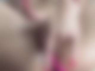 Live cam show with Cassie - Nipple Piercings on SinfulBabes