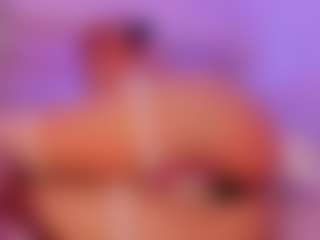Live cam show with melodybliss - Thin on SpunkLive