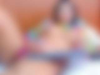 Live cam show with Madison - Shaved Pussy on iamadamtest123.com
