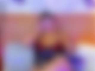 Live cam show with Madison - Big Tits MILF on Uber Horny