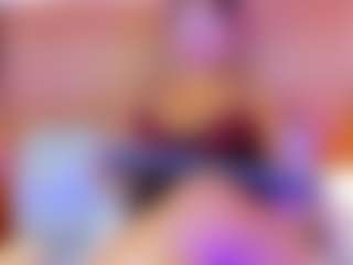 Live cam show with Madison - Mature on Sex Cam Show
