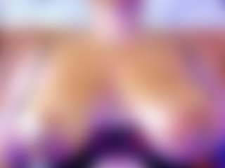 Live cam show with Madison - Toys on CamwithHer