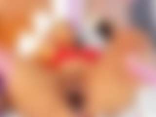 Live cam show with Madison - Toys on AdultVida.com