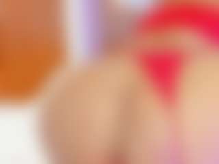 Madison MILF webcam performer live streaming