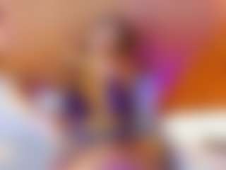 Live cam show with Madison - Young Adult on Hubzter Live