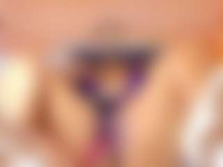 Live cam show with Madison - Mature Young Adult on SpunkLive